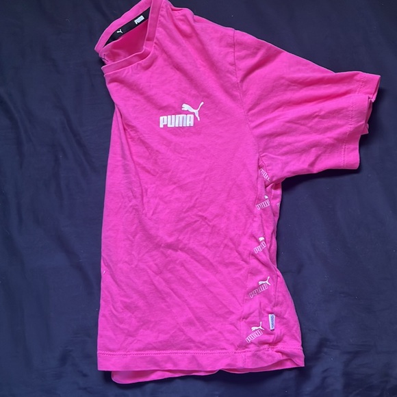 Pink puma crop top - Picture 2 of 4